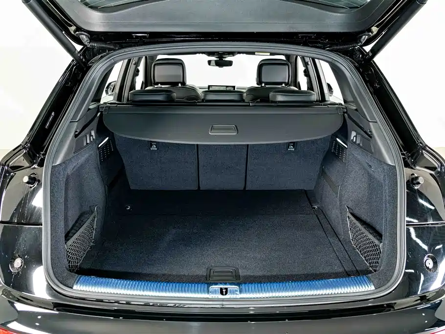 Photo 24 - Audi Q5L