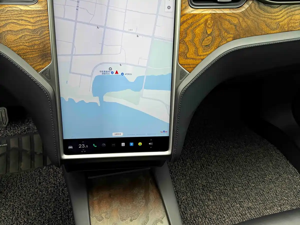 TESLA MODEL S