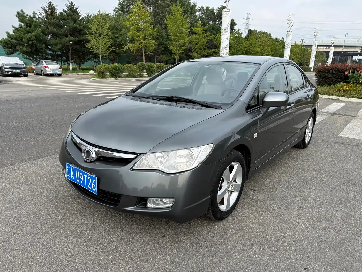 CIIMO CIIMO 2014 2012 1.8L Automatic