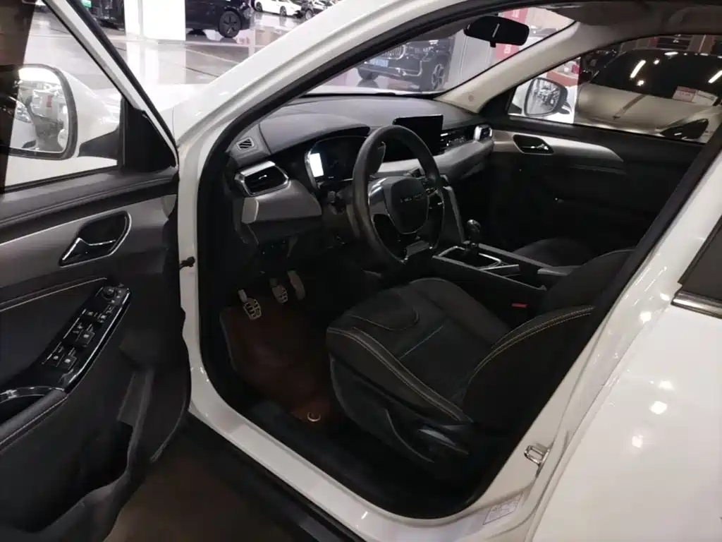 BAIC Beijing X3 2020 2019 1.5T Manual Glory Edition