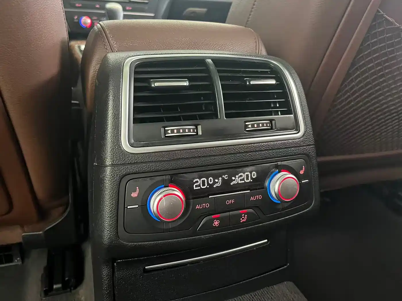 Photo 15 - Audi A6L