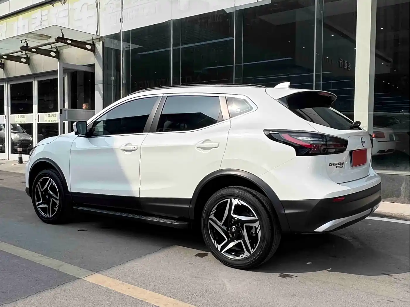 NISSAN QASHQAI