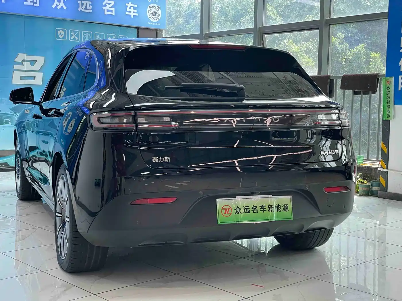 AITO Wenjie AITO M5 2022 Model Pure Electric AWD Performance Edition фото 16