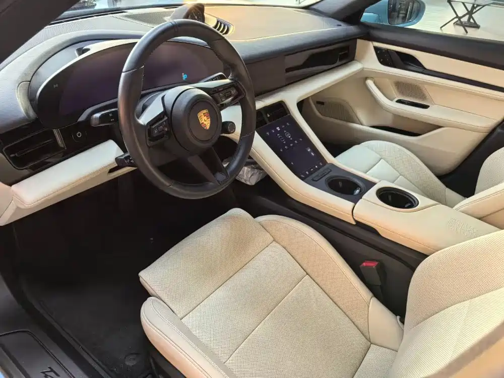 Porsche Taycan 2024 2022 Taycan