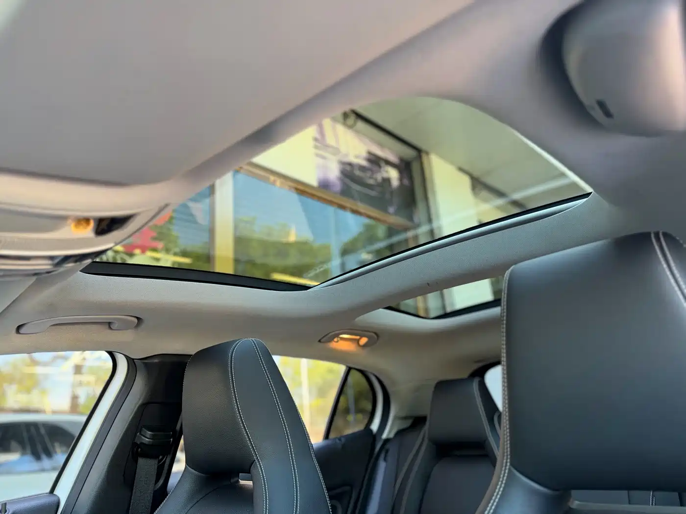 Фото 26 - Mercedes-Benz GLA