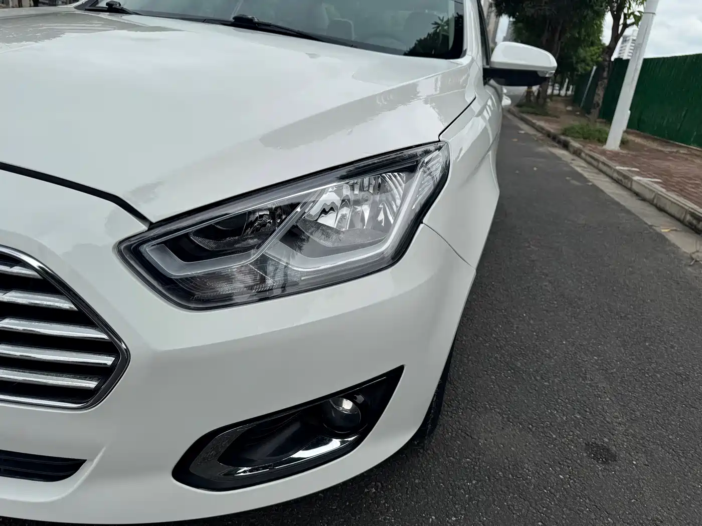 Ford Escort 2015 2015 1.5L Automatic Fashion