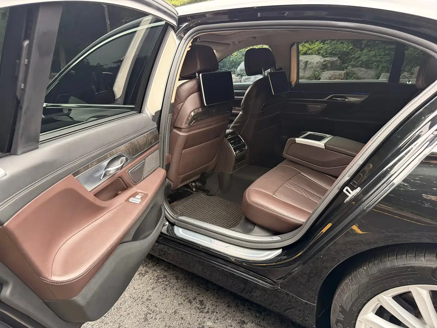 BMW 7 Series 2016 740Li Premium фото 6