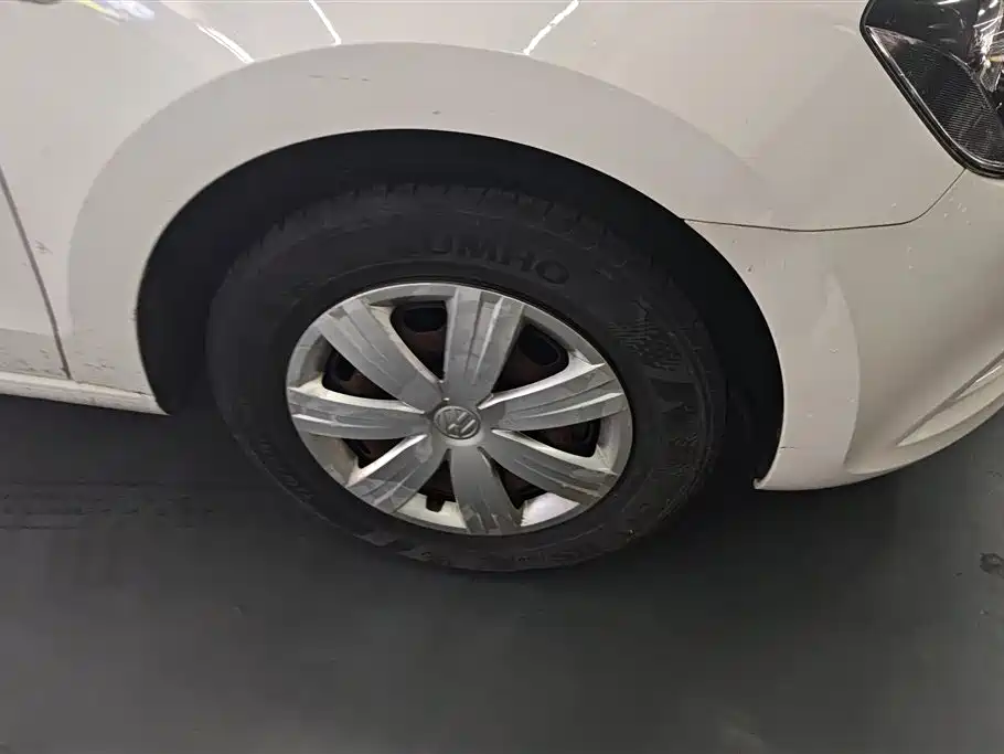 Volkswagen Jetta 2015 Quality Edition 1.4L Manual Fashion фото 6