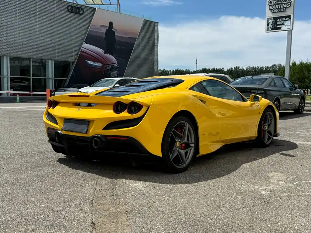Ferrari F8 2023 2019 Tributo 3.9T V8