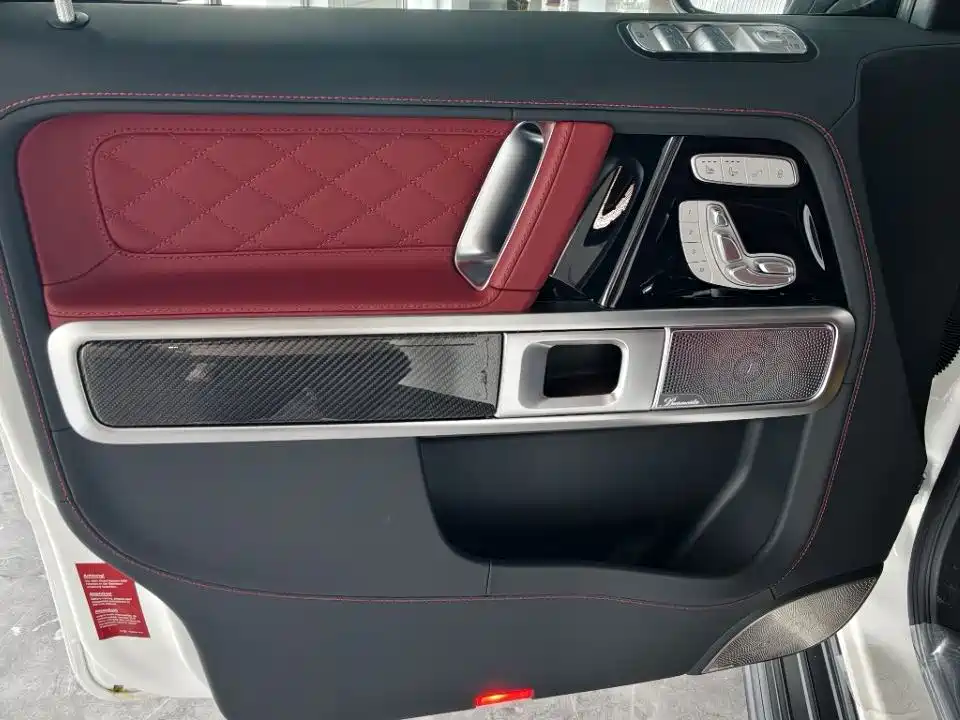 Mercedes-Benz G-Class AMG 2026 Model AMG G 63 фото 14