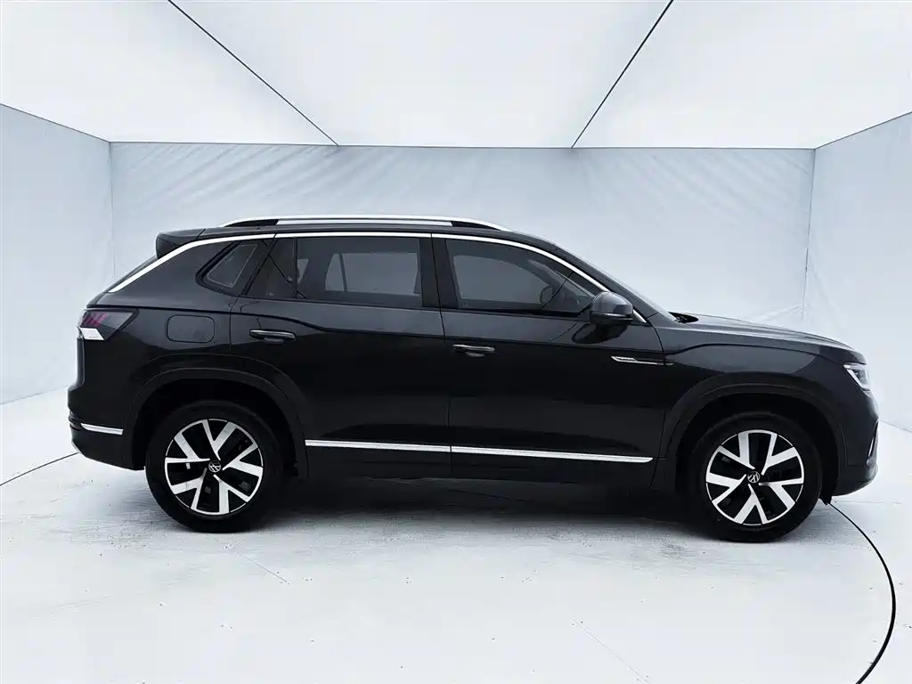 Volkswagen Tayron 2023 280TSI 2WD Luxury Plus Advanced Edition фото 9