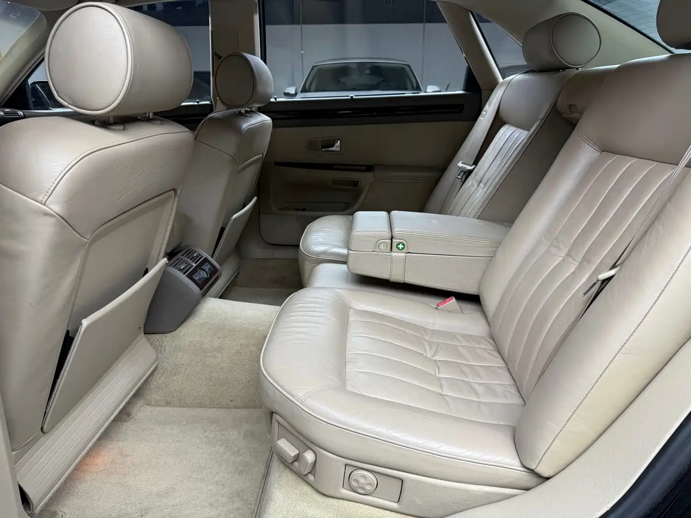 Фото 7 - Audi A8