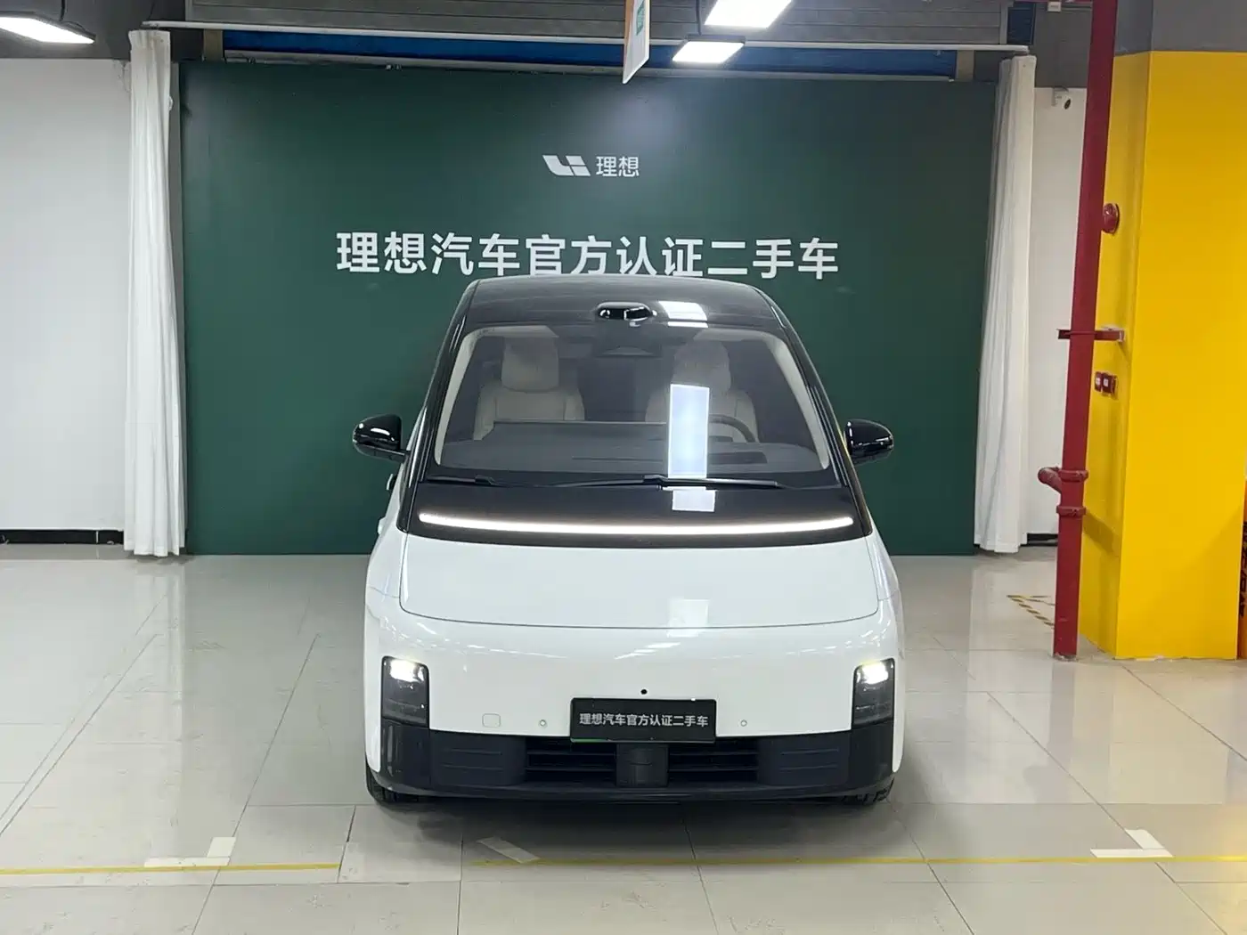 Li Auto MEGA 2025 2025 Model Home Family Special Edition