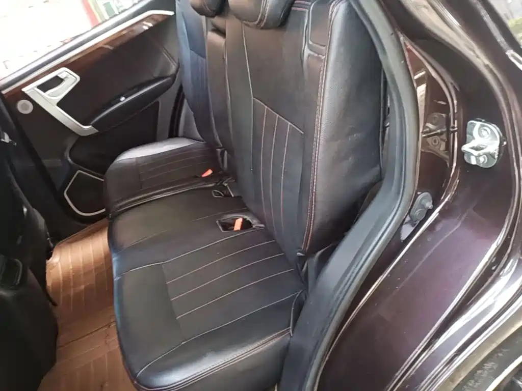 Geely GX7 2015 2015 Sport 2.0L Automatic Luxury