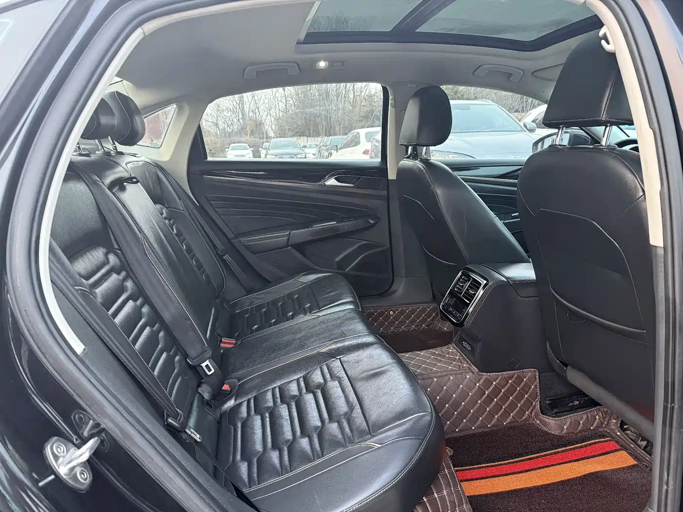 Volkswagen Passat 2019 330TSI Elite Version China VI фото 9