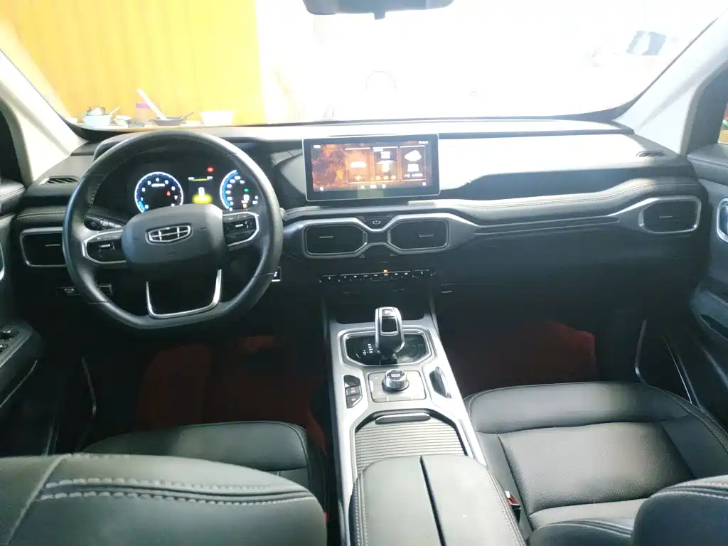 Geely Okavango 2021 2020 1.8TD DCT Luxury 7-Seater
