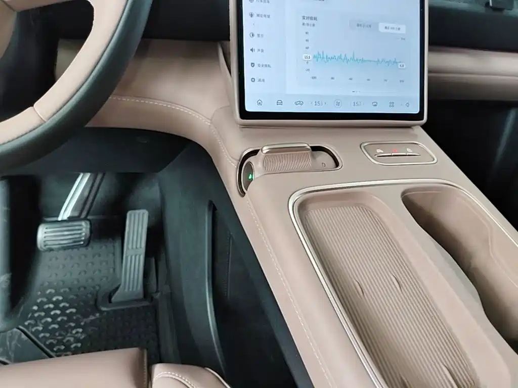 NIO EC6 2025 2024 75kWh