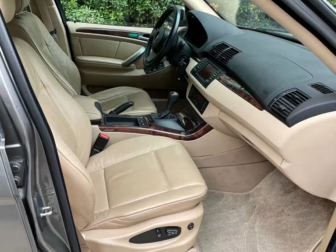 BMW X5 (Import) 2006 Model 3.0i фото 13