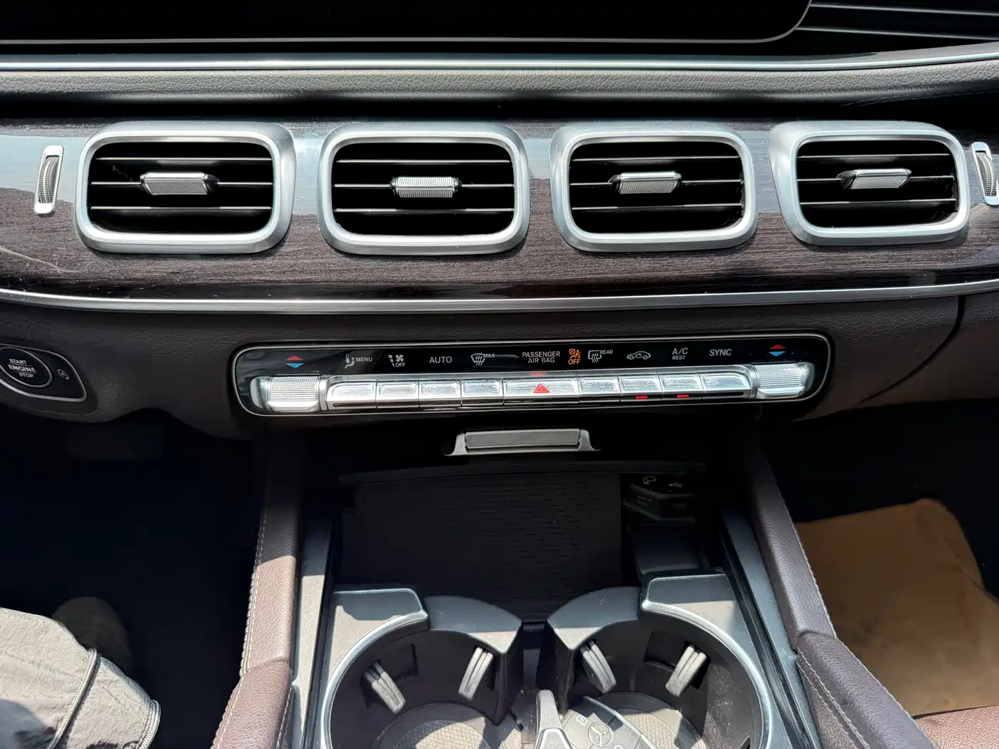Mercedes-Benz GLE 2020 Facelift GLE 350 4MATIC Fashion Special Edition фото 32