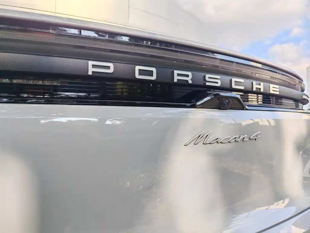 Porsche Macan EV 2024 2024 Macan 4