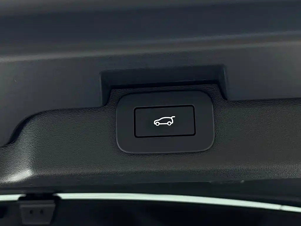 Land Rover Discovery 2024 2024 Model 360PS S