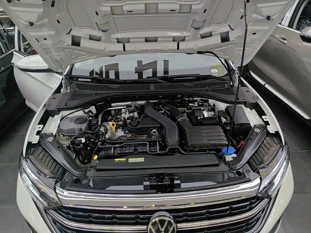 Volkswagen Sagitar 2026 2026 Model 30 Million Special Selection 300TSI DSG Surpass Edition