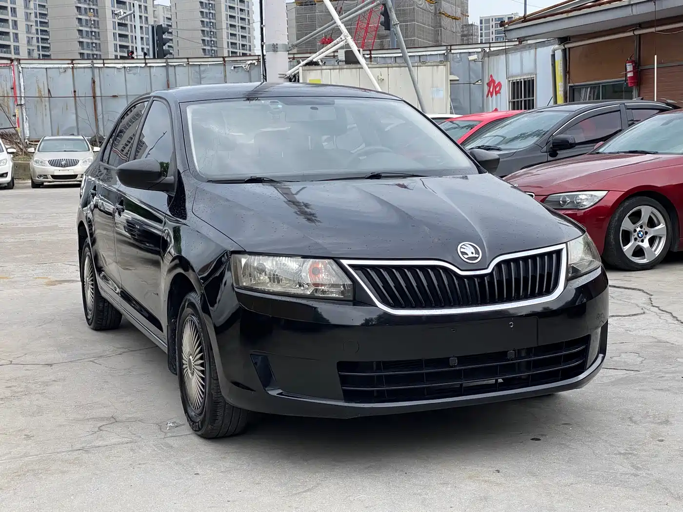 Škoda Rapid 2013 1.6L Manual Joy Selection фото 3