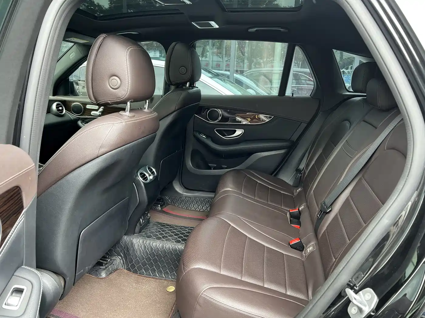 Mercedes-Benz GLC 2019 GLC 260 4MATIC Dynamic фото 8