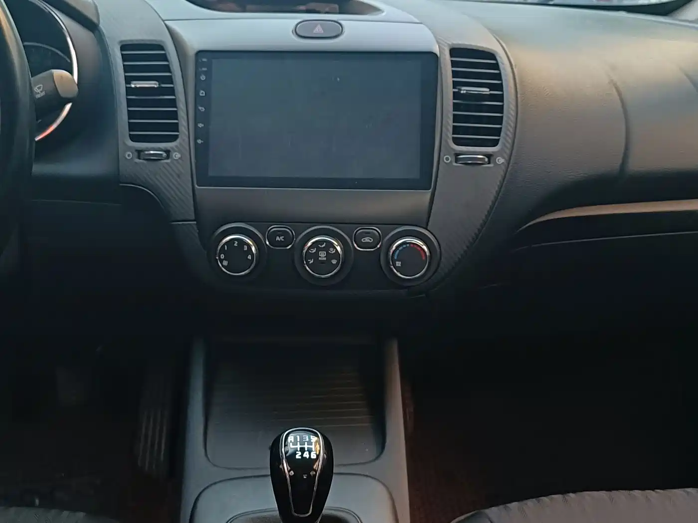 Photo 13 - Kia K3
