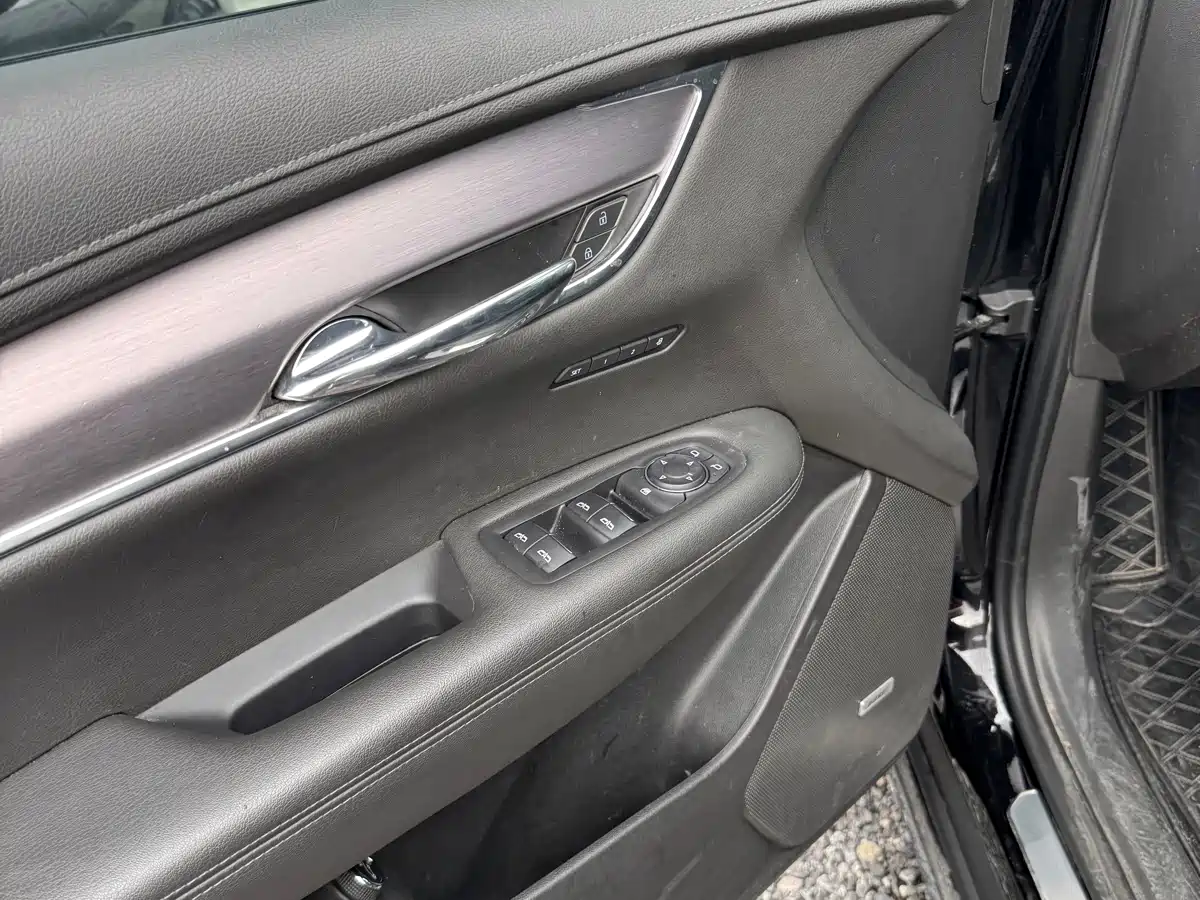 Cadillac XT6 2021 28T 7-Seater AWD Style фото 10
