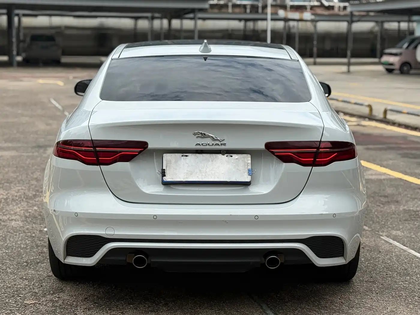 Jaguar XEL 2020 2.0T 200PS R-DYNAMIC Youth Sport Edition фото 11