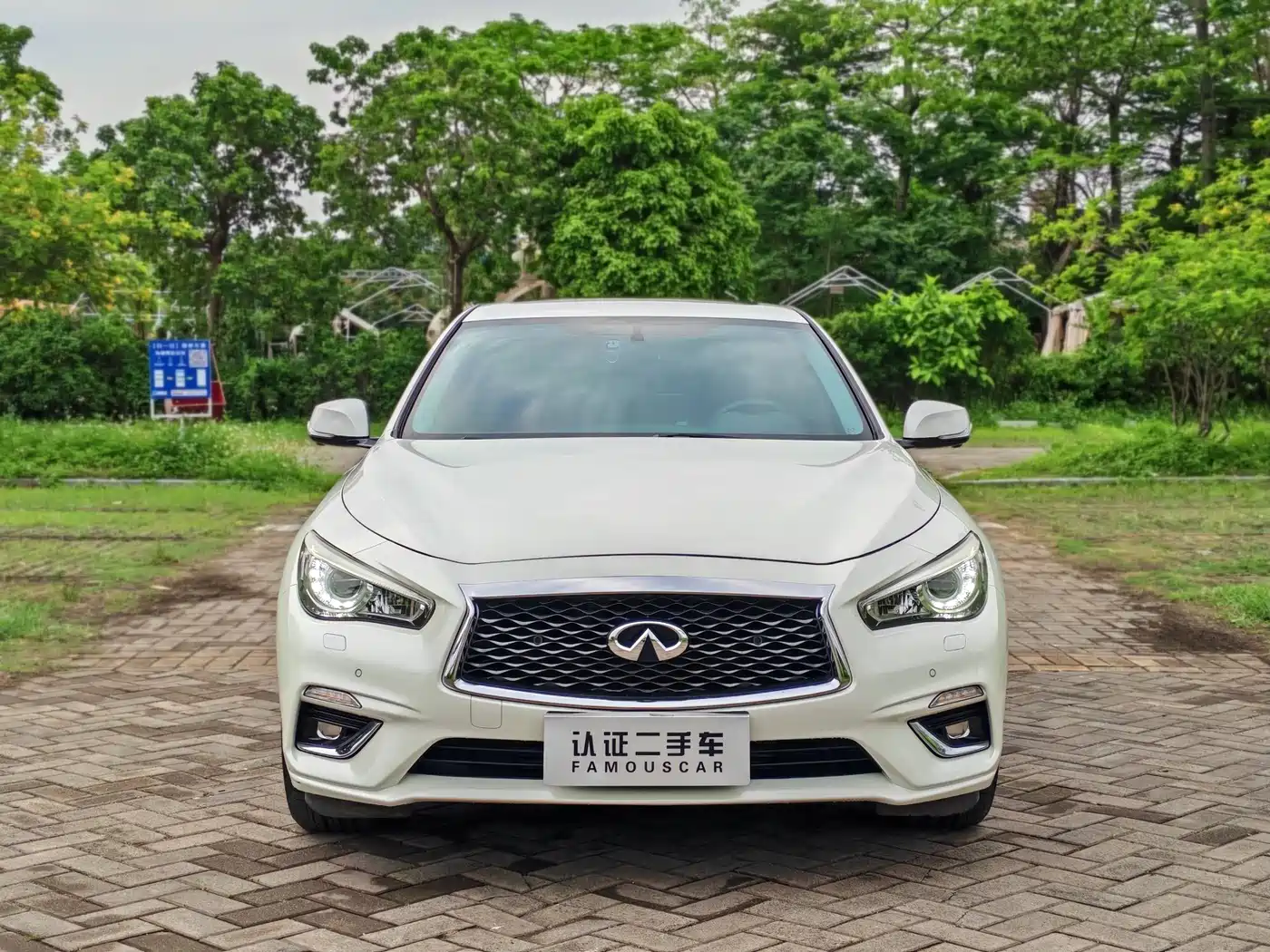 Infiniti Q50L 2019 2018 2.0T Premium Edition (China VI)