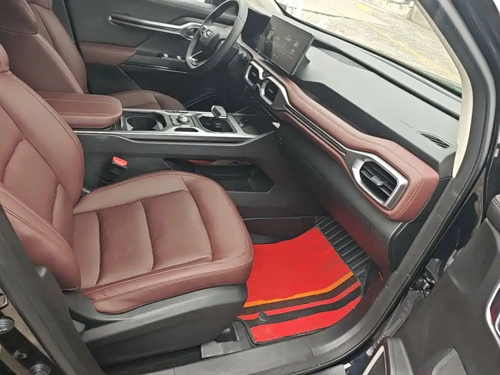 Geely Okavango 2021 2022 1.8TD DCT Luxury 5-Seater
