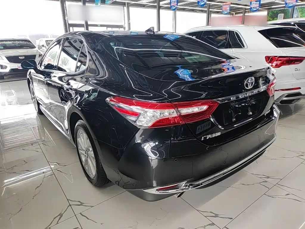 Toyota Camry 2023 2.0G Luxury Edition фото 5
