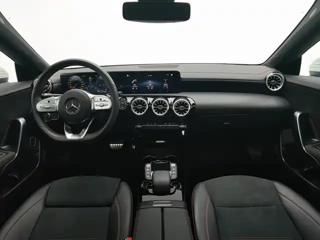 Mercedes-Benz CLA (Import) 2022 Facelift CLA 200 — фото 5