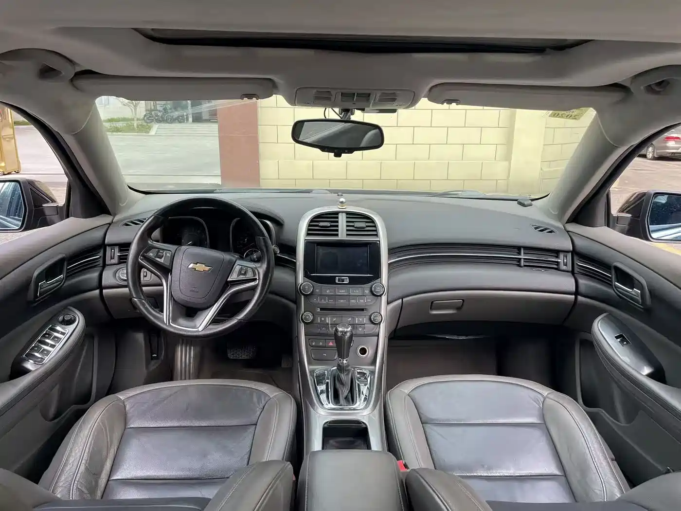 Chevrolet Malibu 2012 2.0L Automatic Comfort Edition фото 10
