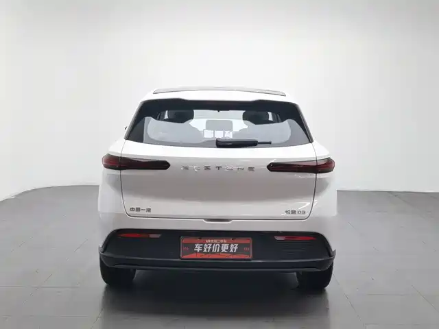 Besturn Yueyi 03 2025 Model 445km Joy Edition — фото 4