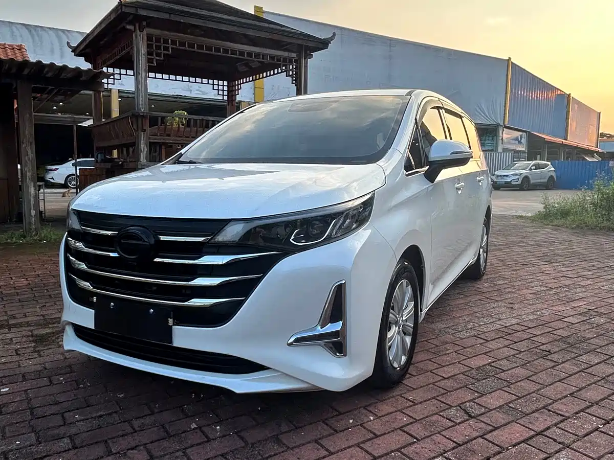 GAC Trumpchi Trumpchi M6 2019 270T Automatic Luxury (7-seater) China V