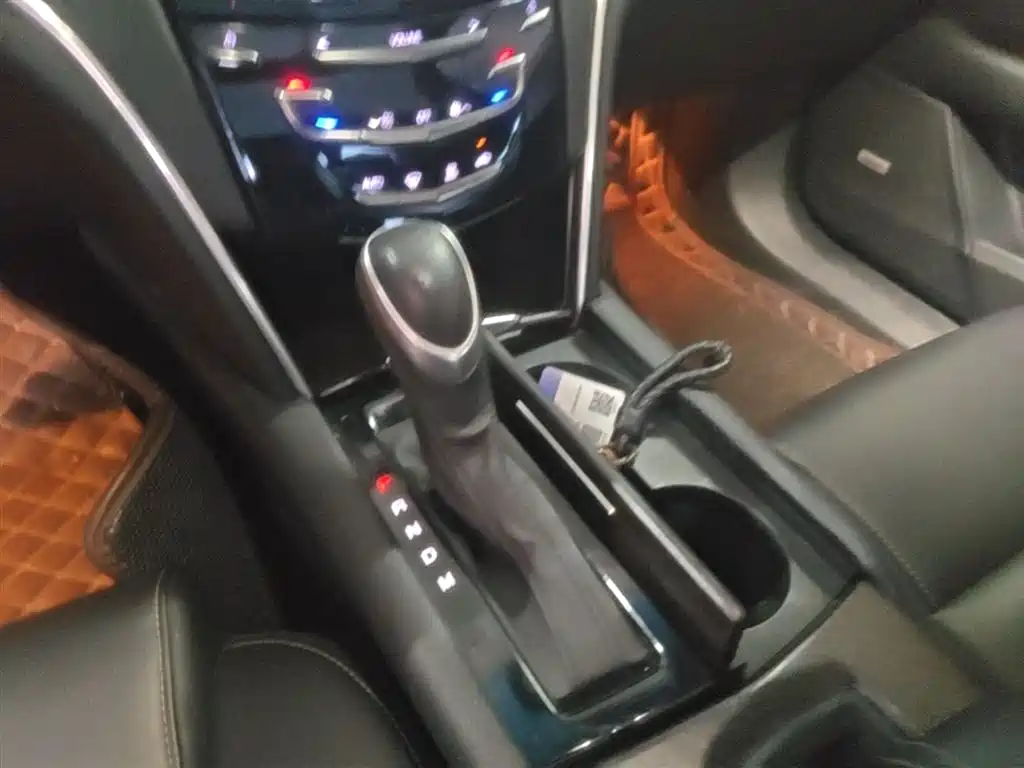 Cadillac XTS 2018 28T Technology фото 14