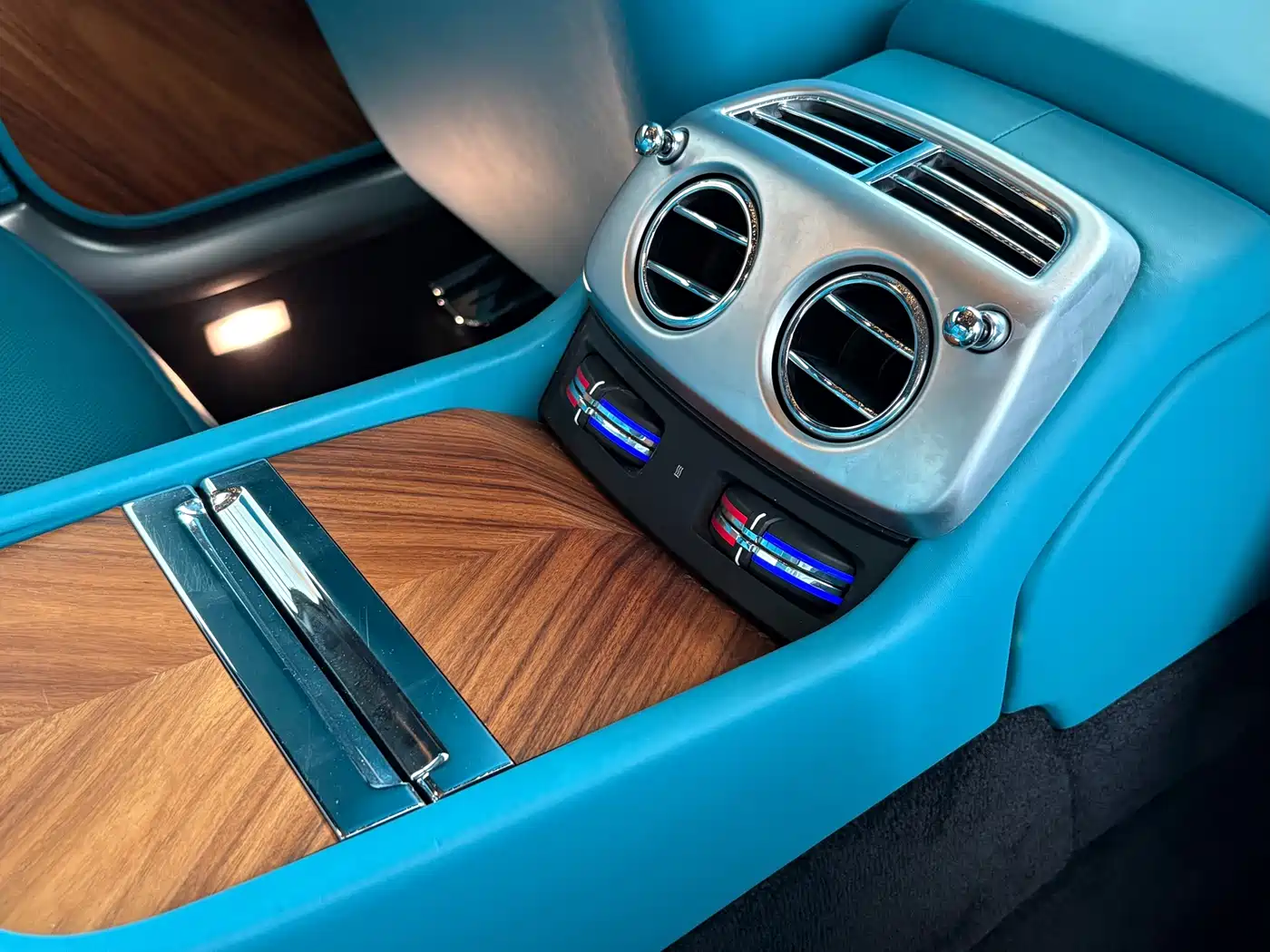 Rolls-Royce Wraith 2019 2018 6.6T Standard