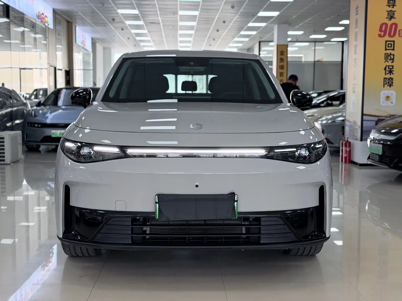 Фото 2 - Leapmotor C10