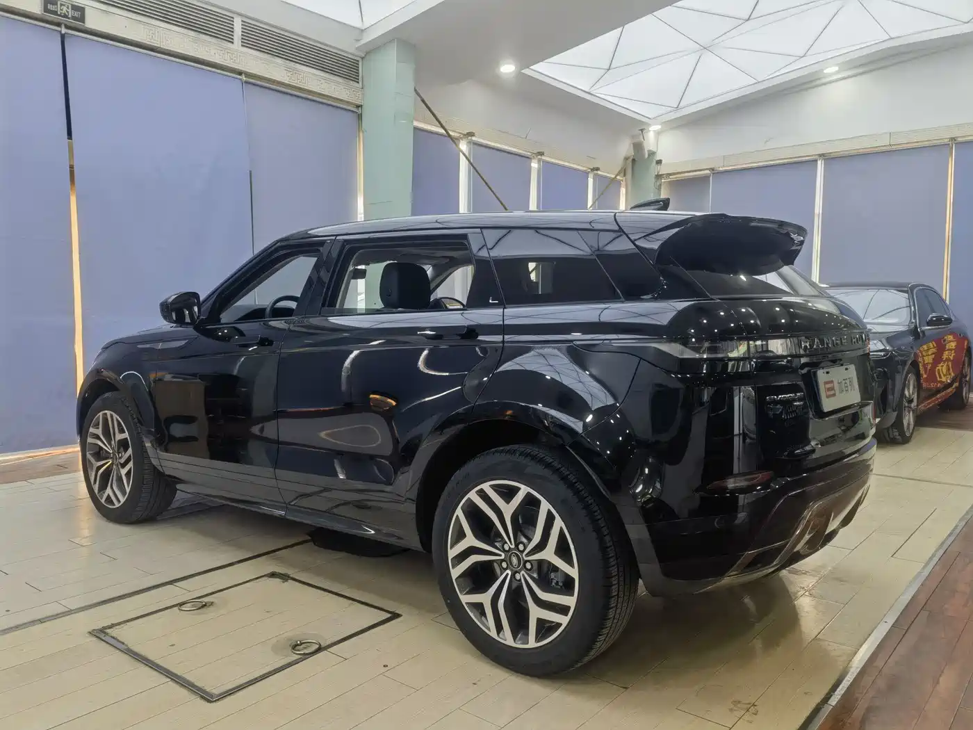 LAND ROVER RANGE ROVER AURORA