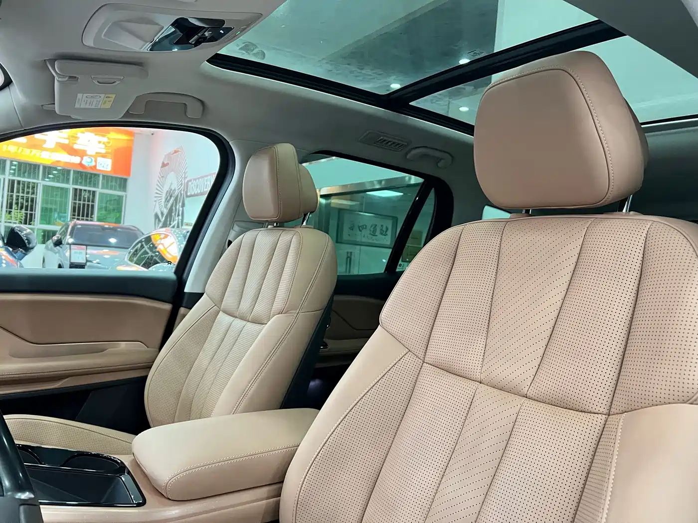 NIO ES8 2019 2018 355KM Base Model 7-Seater Version