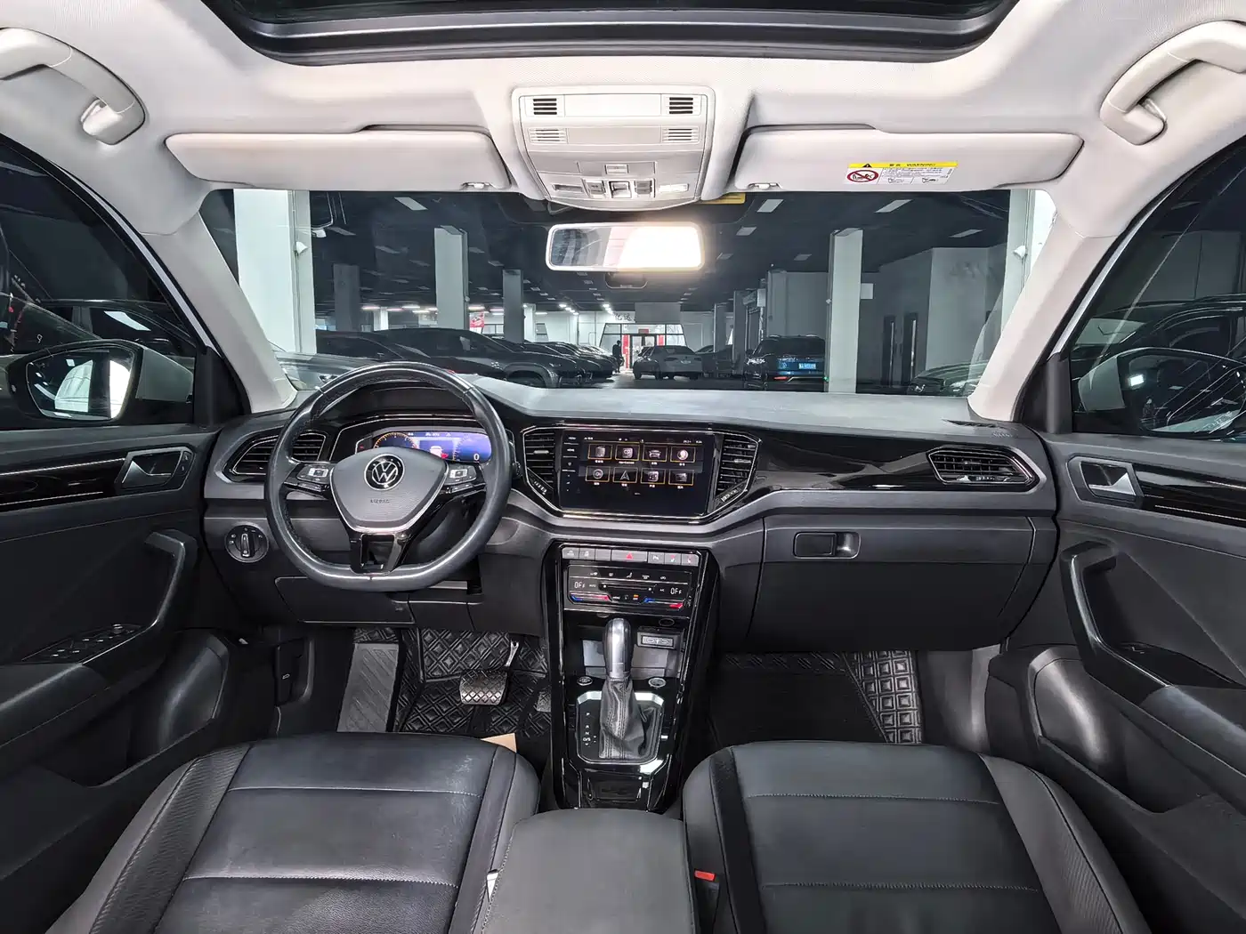 Volkswagen T-ROC 2022 280TSI DSG 2WD Comfort PLUS фото 15