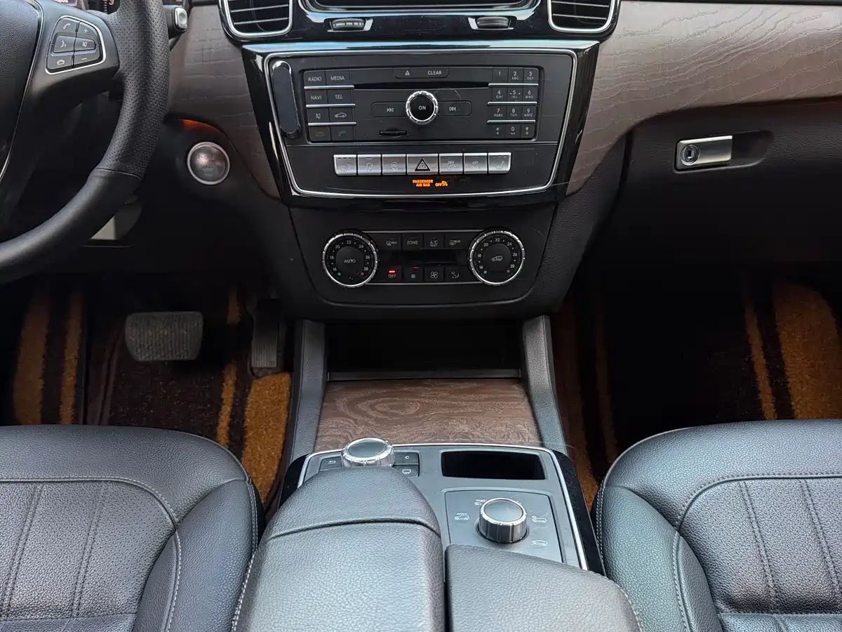 Mercedes-Benz GLE 2017 GLE 320 4MATIC Dynamic фото 13