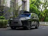 Фото 1 - Lexus LX