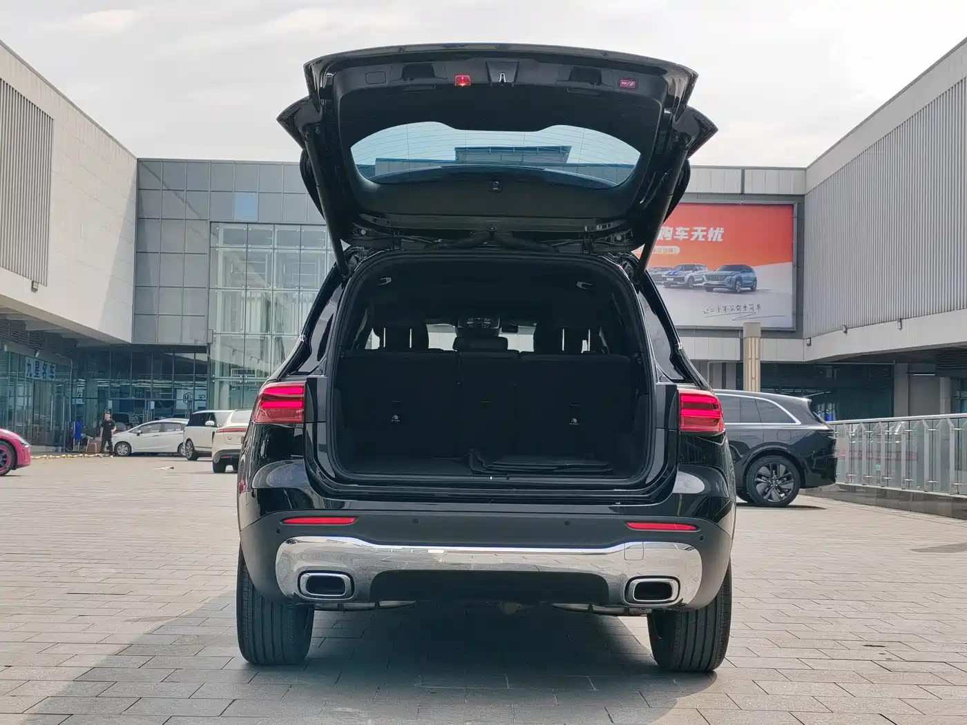 Mercedes-Benz GLB 2024 GLB 220 Dynamic фото 14