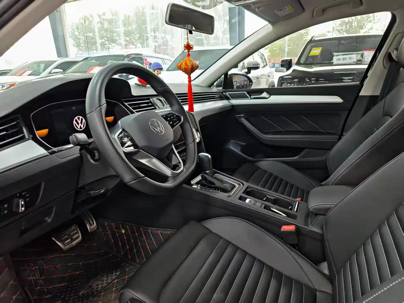Volkswagen Magotan 2025 Popular Edition 280TSI DSG Comfort фото 4