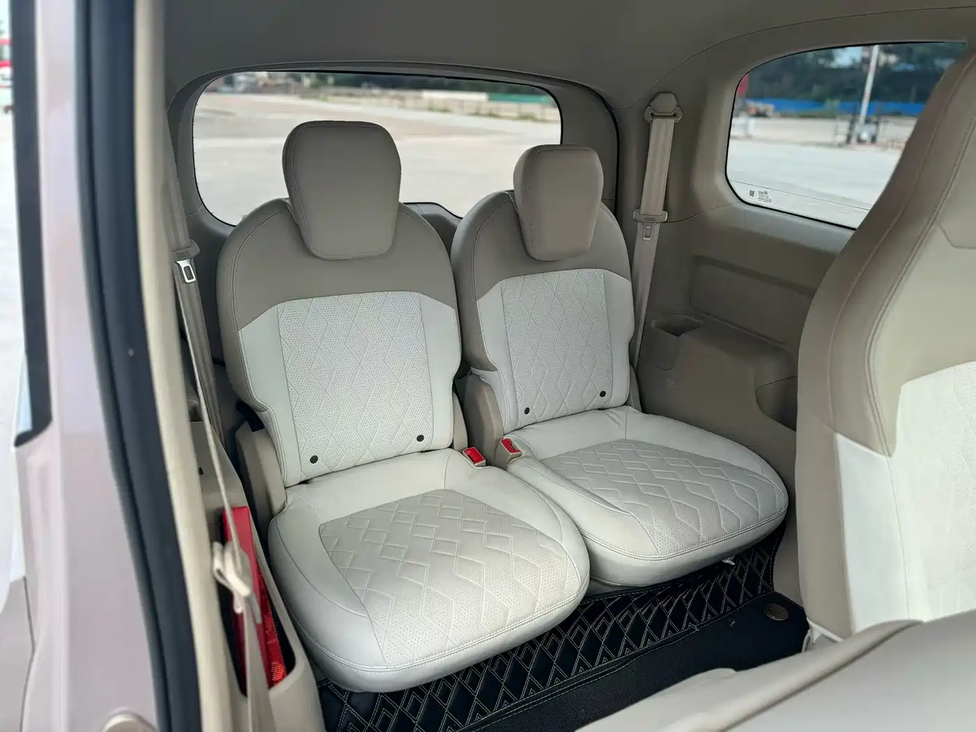 Фото 9 - Baojun KiWi EV
