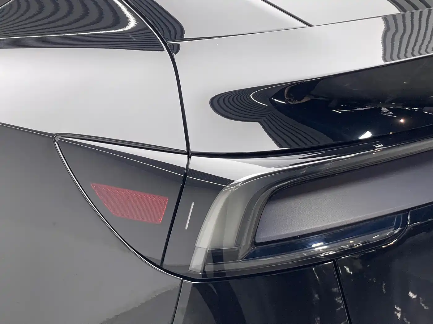 Tesla Model Y 2026 2026 Facelift Long Range Rear-Wheel Drive